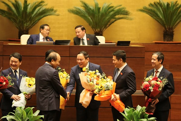 Quốc hội phê chuẩn bổ nhiệm Thứ trưởng Nguyễn Văn Hùng giữ chức Bộ trưởng Bộ Văn hoá, Thể thao và Du lịch - Anh 2