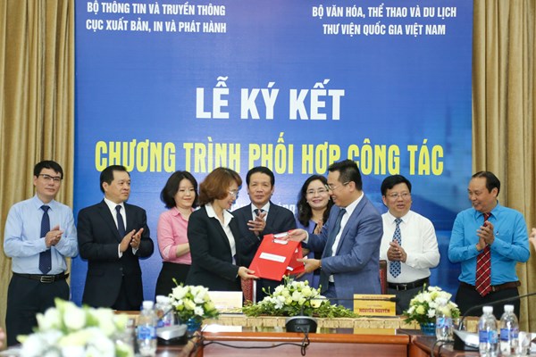 Lễ ký kết Chương trình phối hợp công tác giữa Thư viện Quốc gia Việt Nam và Cục Xuất bản, In và Phát hành - Anh 2