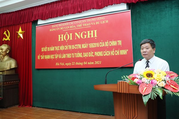 Bộ trưởng Nguyễn Văn Hùng: Học tập và làm theo Bác phải thực chất, thường xuyên - Anh 6