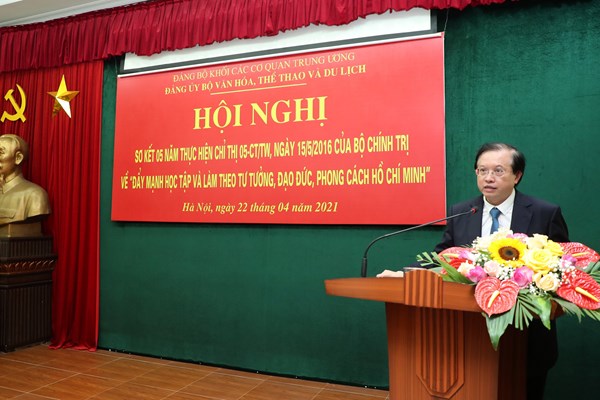 Bộ trưởng Nguyễn Văn Hùng: Học tập và làm theo Bác phải thực chất, thường xuyên - Anh 5