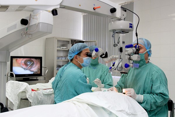 Giác mạc từ người hiến tặng ở Gia Lai cứu 2 bệnh nhân ở Huế khỏi mù lòa - Anh 1