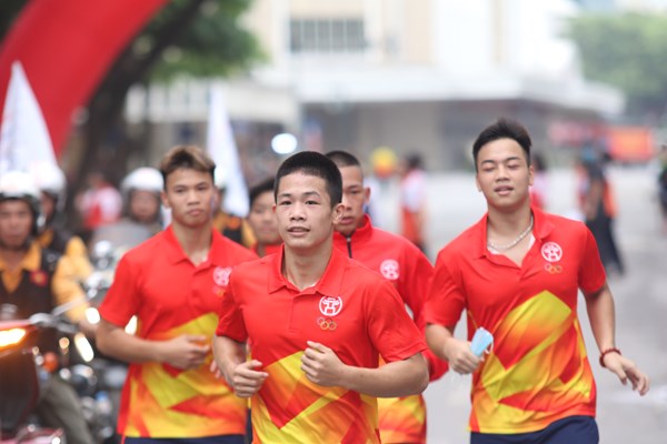 Hà Nội: 2.500 người tham gia Ngày chạy Olympic vì sức khoẻ toàn dân - Anh 4