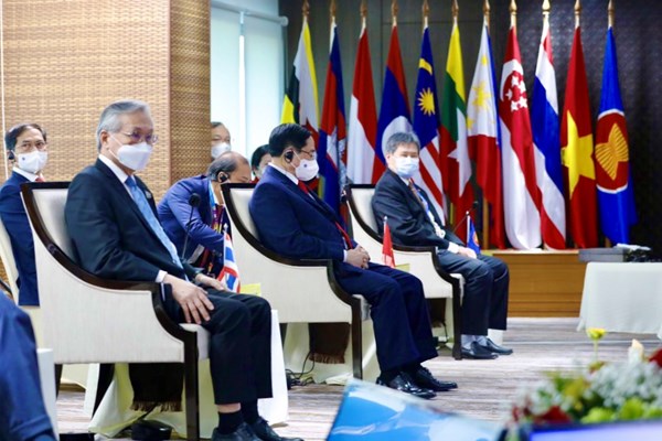 Thủ tướng Phạm Minh Chính kết thúc chuyến công tác tham dự Hội nghị các nhà Lãnh đạo ASEAN - Anh 13