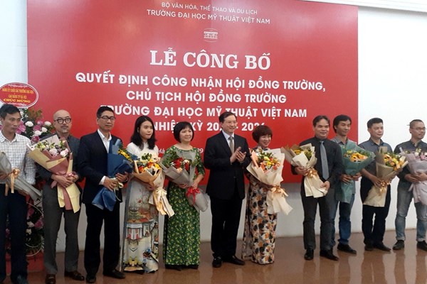 Trường Đại học Mỹ thuật Việt Nam công bố Quyết định công nhận Hội đồng trường - Anh 1