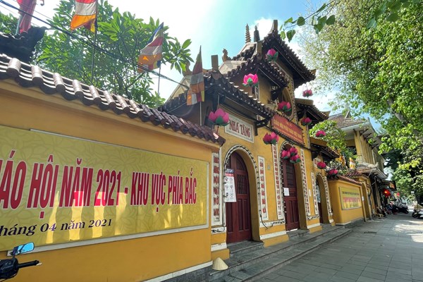 Giáo hội Phật giáo Việt Nam: Trụ trì các chùa phải chịu trách nhiệm nếu không kiểm soát chặt chẽ các biện pháp phòng chống dịch - Anh 2