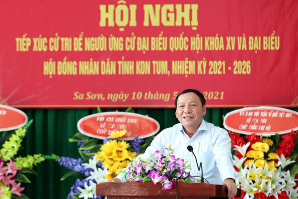 Bộ trưởng Bộ VHTTDL Nguyễn Văn Hùng tiếp xúc cử tri huyện Sa Thầy (Kon Tum) - Anh 3