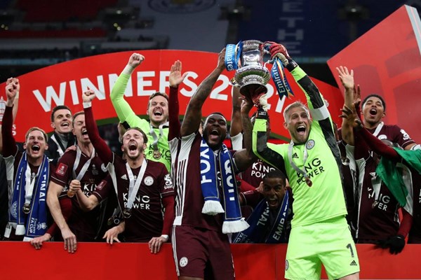 Leicester City lần đầu tiên vô địch FA Cup - Anh 1