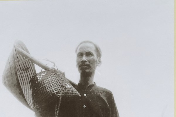 Kỷ niệm 131 năm Ngày sinh Chủ tịch Hồ Chí Minh (19.5.1890 - 19.5.2021): Những hình ảnh xúc động về cuộc đời giản dị của Người - Anh 3