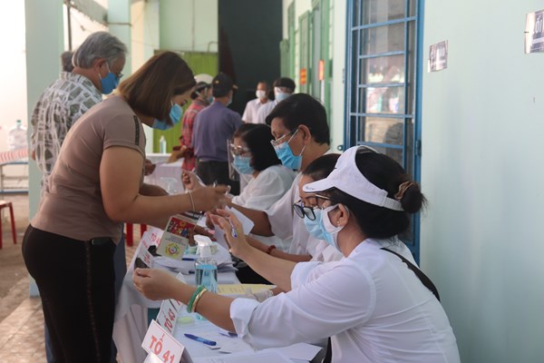 Gần 750.000 cử tri Đà Nẵng đi bầu cử - Anh 7
