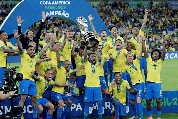 Brazil là chủ nhà của Copa America 2021 - Anh 1