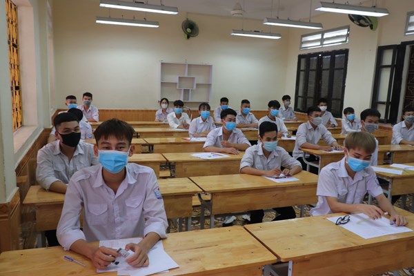 Hà Nội áp dụng các biện pháp khẩn cấp cho kỳ thi tốt nghiệp THPT - Anh 1