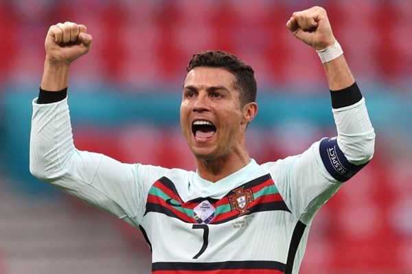 EURO 2020: Ronaldo thiết lập hàng loạt kỷ lục - Anh 1