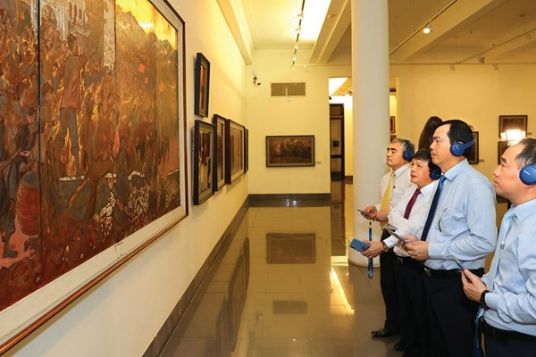 55 năm thành lập Bảo tàng Mỹ thuật Việt Nam: Con đường đưa báu vật hội họa Việt Nam đến với công chúng - Anh 2