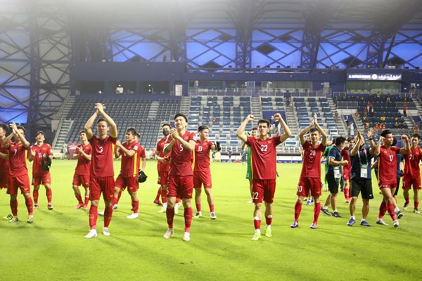 Đội tuyển Việt Nam hoàn thành hai giai đoạn cách ly y tế - Anh 1