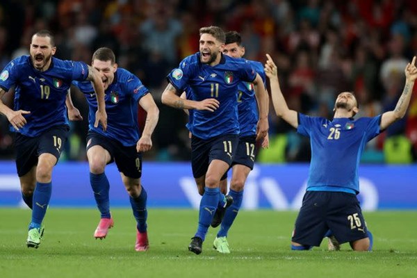 Tuyển Italia lọt vào chung kết EURO 2020 - Anh 1