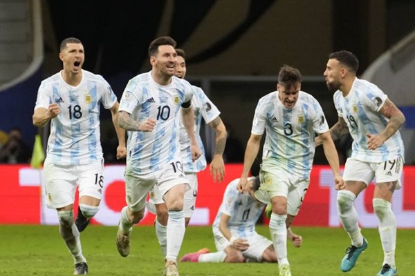 “Siêu kinh điển” Argentina - Brazil tại chung kết Copa America 2021 - Anh 1