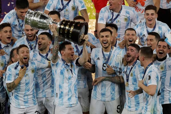 Argentina vô địch Copa America sau 28 năm - Anh 1