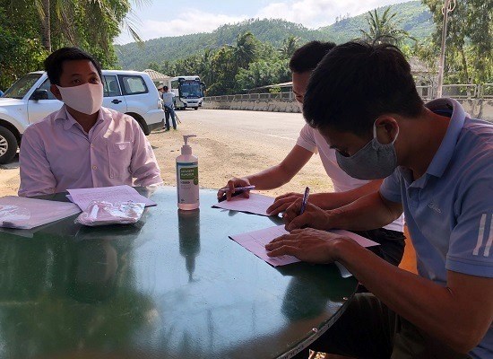 Tăng cường quản lý người lao động thường trú ở tỉnh Quảng Ngãi làm việc tại tỉnh Quảng Nam - Anh 1