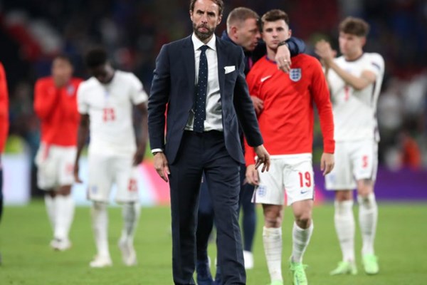 EURO 2020: Nỗi buồn của người Anh - Anh 1