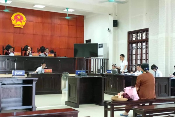 Vụ bé 2 tuổi bị chấn thương sọ não ở Quảng Ninh: Y án sơ thẩm chủ cơ sở mầm non - Anh 3
