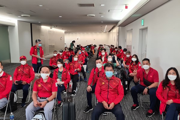 Đoàn Thể thao Việt Nam đã đến Nhật Bản - Anh 3