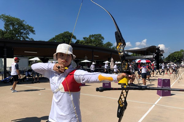 Hotgirl bắn cung lĩnh ấn tiên phong thi đấu cho đoàn Thể thao Việt Nam tại Olympic - Anh 1