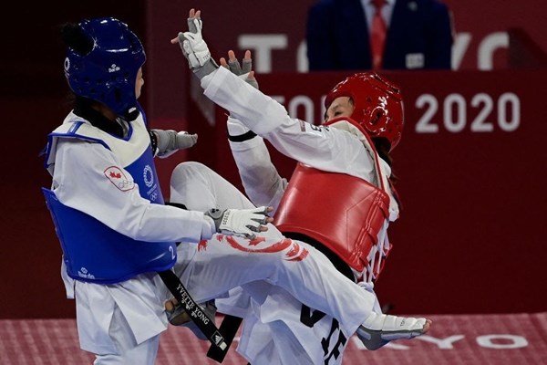 Olympic Tokyo: Taekwondo thắng dễ, Rowing chờ đấu vé vớt - Anh 1