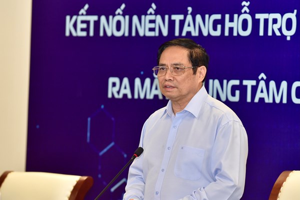 Thủ tướng Phạm Minh Chính dự lễ công bố kết nối Nền tảng hỗ trợ tư vấn khám, chữa bệnh từ xa - Anh 1