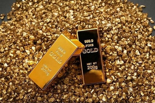 Giá vàng trong nước và thế giới tiếp tục giảm - Anh 1