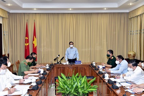 Thủ tướng Phạm Minh Chính kiểm tra công tác tu bổ Lăng Chủ tịch Hồ Chí Minh - Anh 1