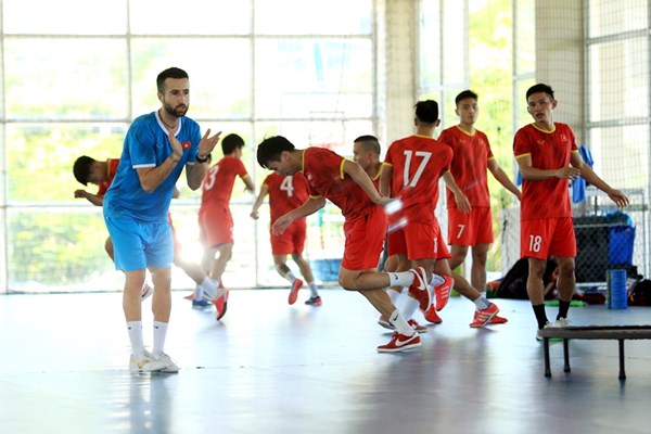 Đội tuyển Futsal Việt Nam: Cơ hội và thử thách - Anh 1