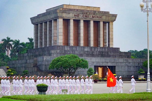 Ban Quản lý Lăng Chủ tịch Hồ Chí Minh cần phát huy thành tựu đạt được và nâng tầm công tác quản lý, duy tu, bảo dưỡng, tôn tạo khu di tích - Anh 1