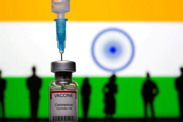 Nguồn cung tăng vọt, Ấn Độ làm dấy lên hy vọng về xuất khẩu vắcxin - Anh 1