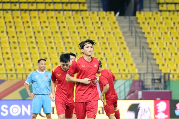 Công tác tổ chức các trận đấu trên sân nhà của tuyển Việt Nam: Đang dần được hoàn tất - Anh 1
