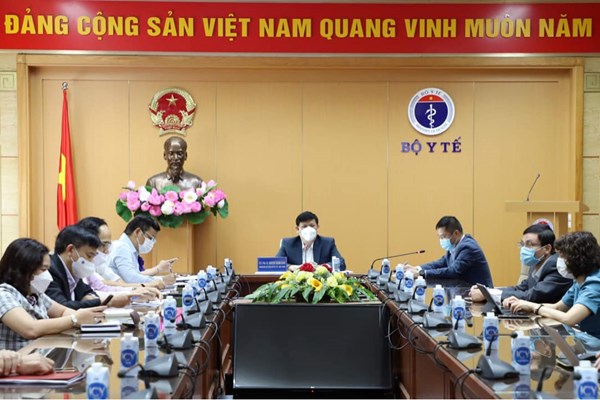 Việt Nam và Trung Quốc hội đàm trực tuyến về phòng chống dịch Covid-19 - Anh 2