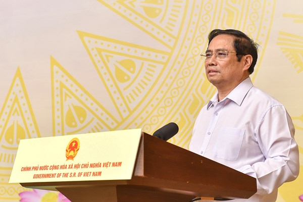 Thủ tướng Chính phủ  Phạm Minh Chính phát động chương trình “Sóng và máy tính cho em” - Anh 1