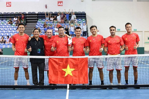 Tuyển quần vợt Việt Nam giành quyền thăng hạng Davis Cup - Anh 1