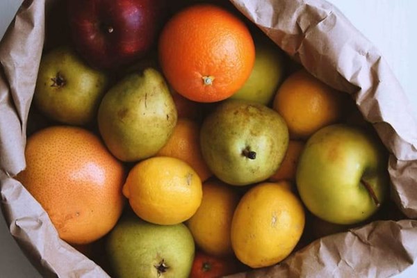 Chỉ ăn trái cây có thể gây hại cho cơ thể - Anh 1