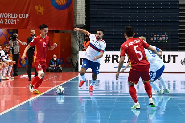 World Cup Futsal 2021: Tuyển Việt Nam thi đấu quả cảm trước đội bóng hạng tư thế giới - Anh 1