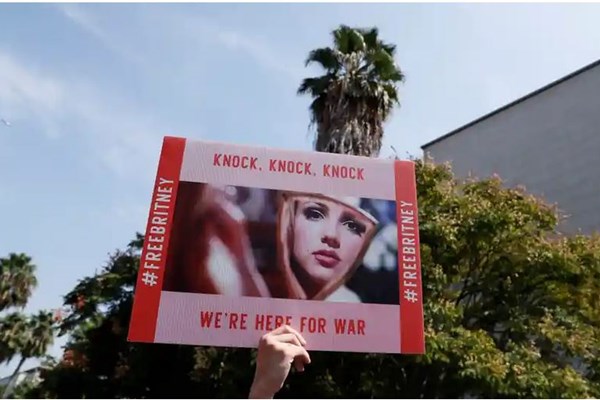 “Cuộc chiến” pháp lý của Britney Spears với cha mình vẫn sẽ kéo dài - Anh 2