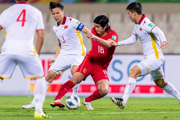 HLV Park Hang-seo nhận sai sót sau trận thua của tuyển Việt Nam trước Trung Quốc - Anh 2