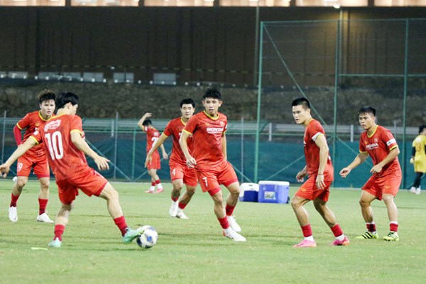 Đội tuyển Việt Nam có buổi tập đầu tiên tại Oman - Anh 1