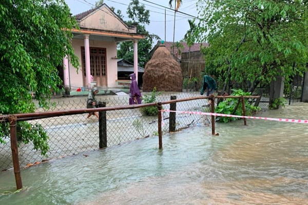 Quảng Ngãi, Quảng Nam mưa lớn, nhiều vùng ngập cục bộ - Anh 3