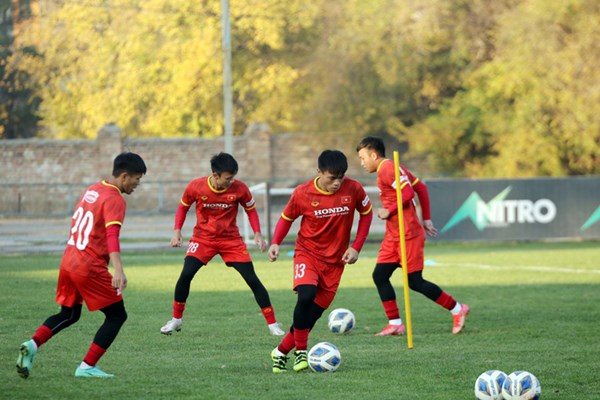 Tuyển U23 Việt Nam: Thử thách đầu tiên - Anh 1