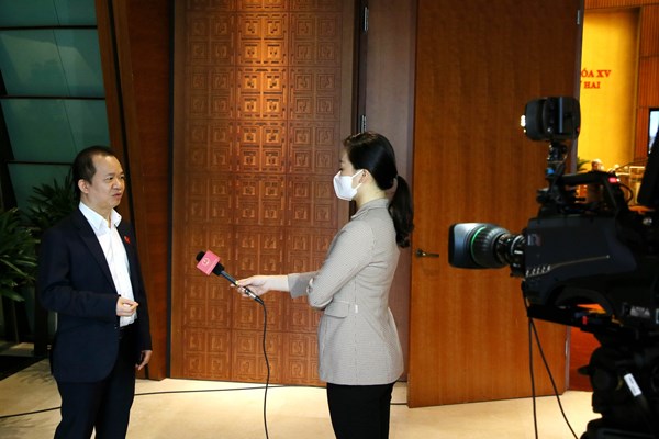 Về dự án Luật Điện ảnh (sửa đổi), Bộ trưởng Nguyễn Văn Hùng: Nếu như không thẩm định thì rất khó kiểm soát - Anh 6