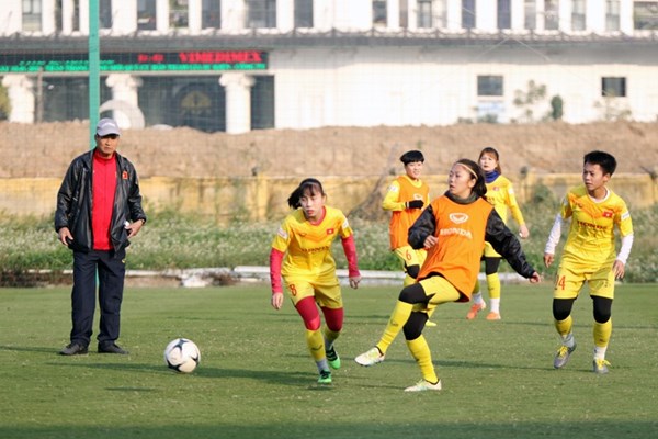 Tuyển nữ Việt Nam thi đấu ba ngày một trận tại vòng bảng Asian Cup 2022 - Anh 1