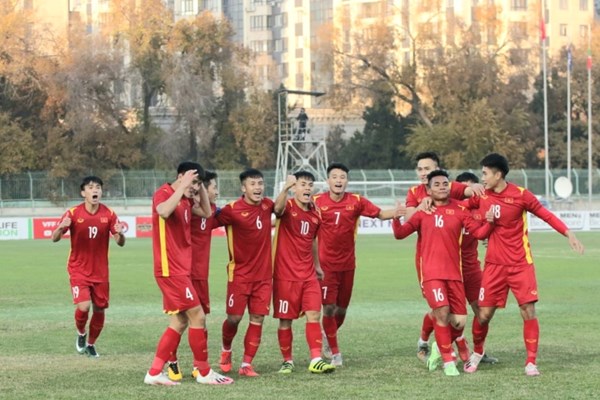 Đội tuyển U23 Việt Nam giành quyền vào VCK U23 châu Á 2022 - Anh 2