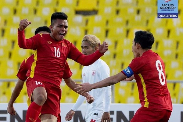 Cầu thủ xuất sắc người dân tộc Tà Ôi trong đội tuyển U23 Việt Nam - Anh 1