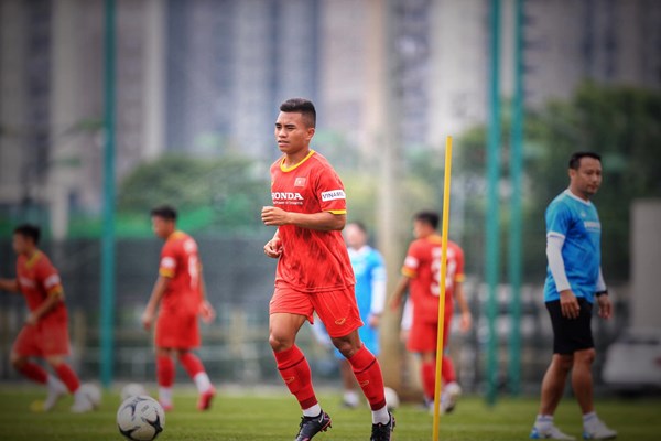 Cầu thủ xuất sắc người dân tộc Tà Ôi trong đội tuyển U23 Việt Nam - Anh 2