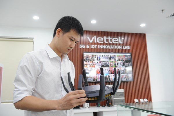 Mỗi năm gần 1000 nhân sự trẻ chọn Viettel để khởi nghiệp - Anh 1